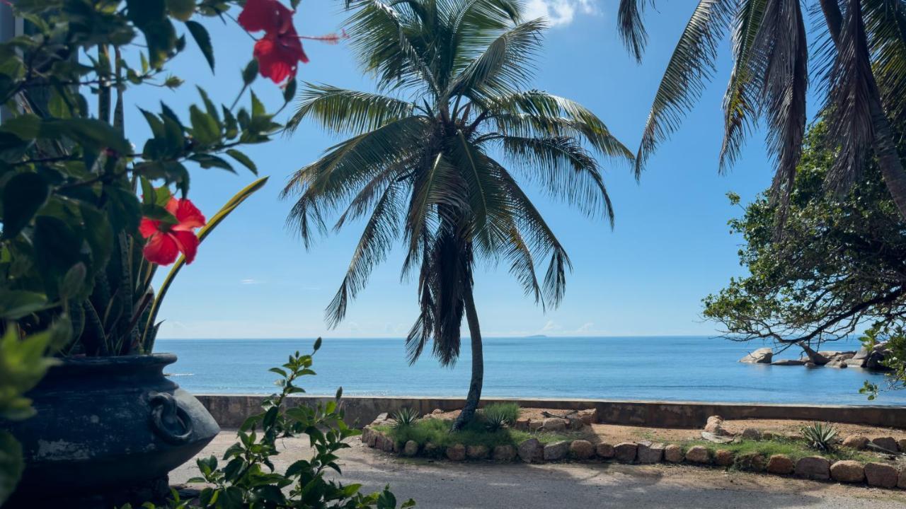 Hotel La Petite Maison And Sea Splash Baie Sainte Anne Exterior foto